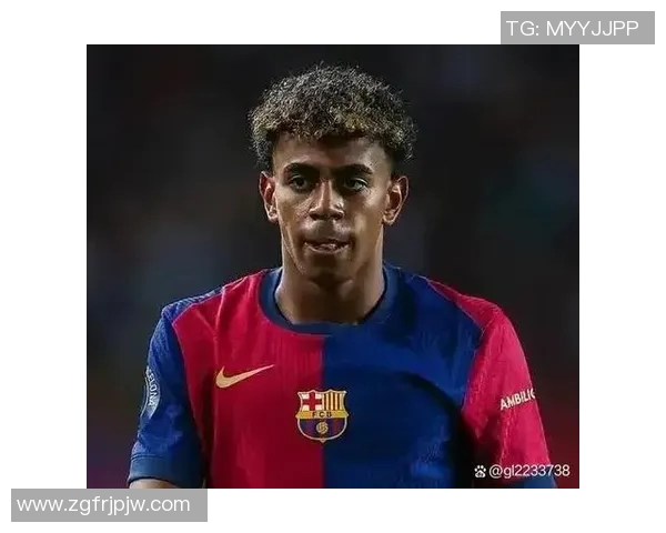 足球3号球星后卫是谁 揭秘球场上的防守巨星和他们的辉煌历程